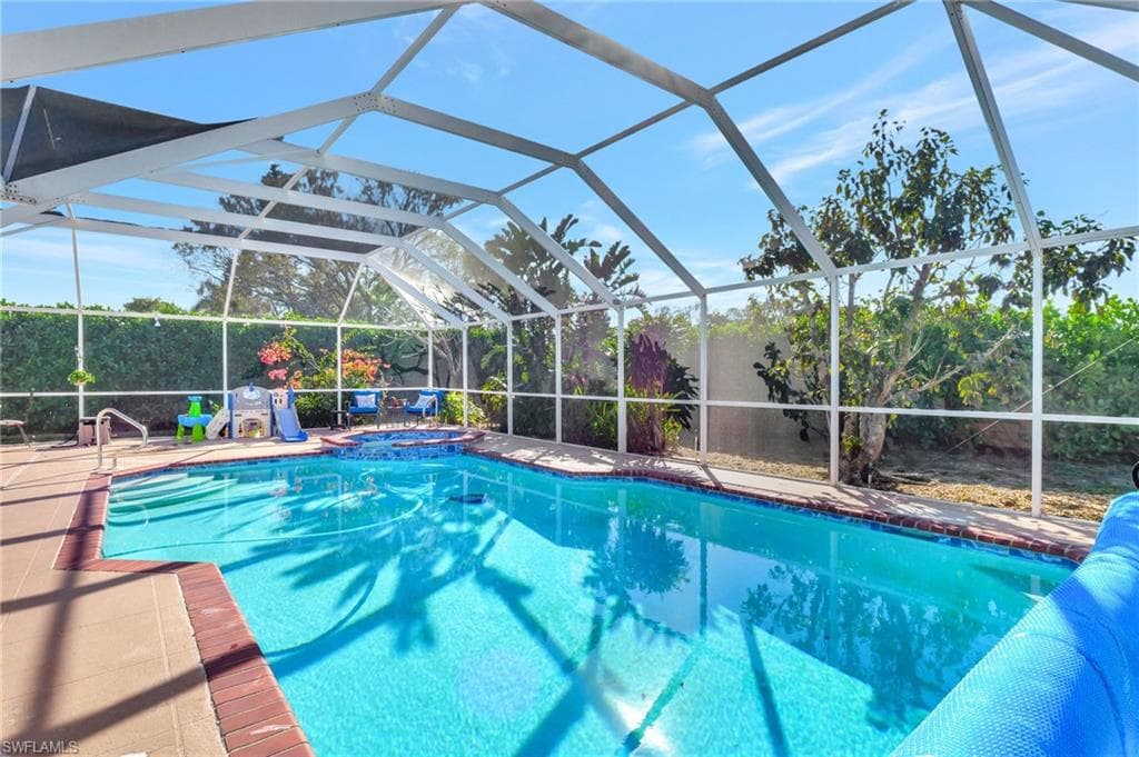 9991 Boca Cir, Naples, FL 34109-25
