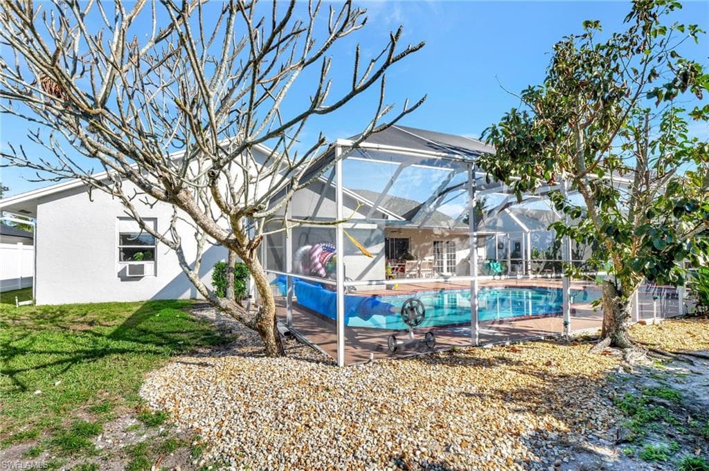 9991 Boca Cir, Naples, FL 34109-26