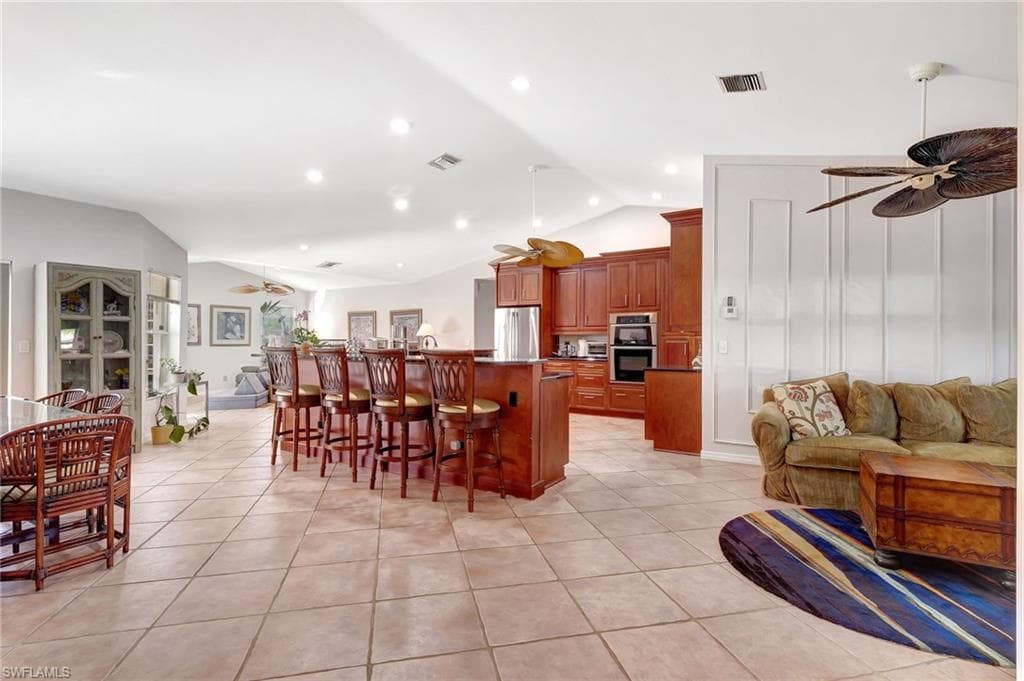 9991 Boca Cir, Naples, FL 34109-4