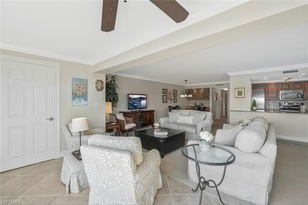 3500 Gulf Shore Blvd N 201, Naples, FL 34103-10