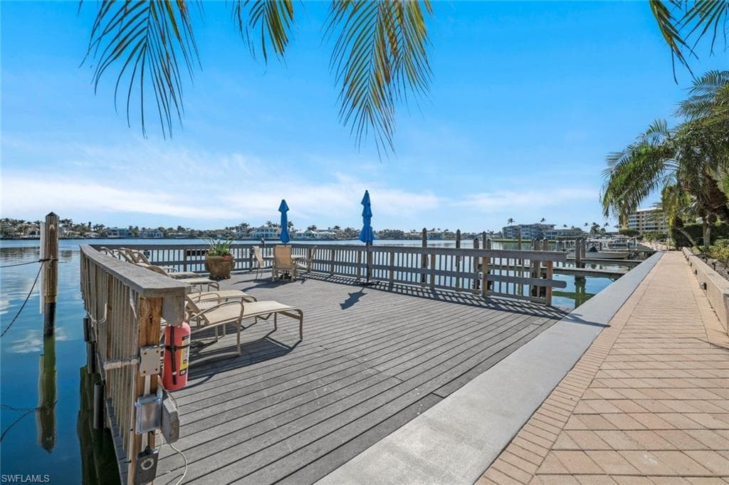 3500 Gulf Shore Blvd N 201, Naples, FL 34103-27