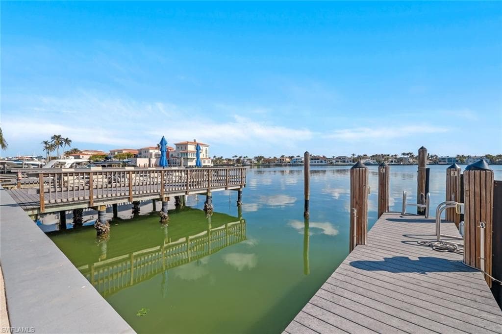 3500 Gulf Shore Blvd N 201, Naples, FL 34103-6