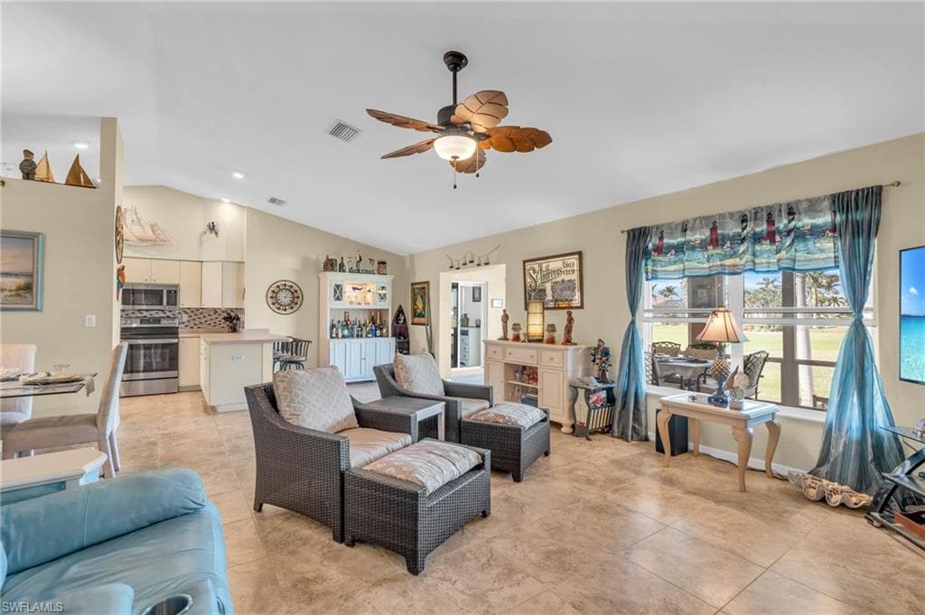 2080 Padre Island Dr 211, Punta Gorda, FL 33950-9