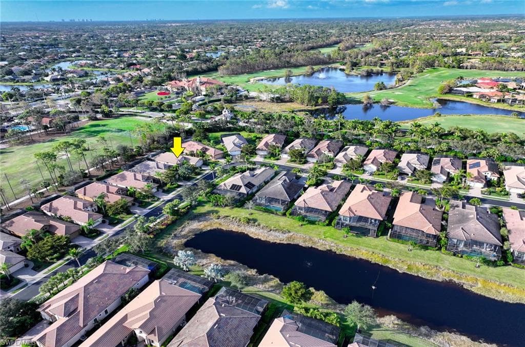 7347 Lantana Cir, Naples, FL 34119-27