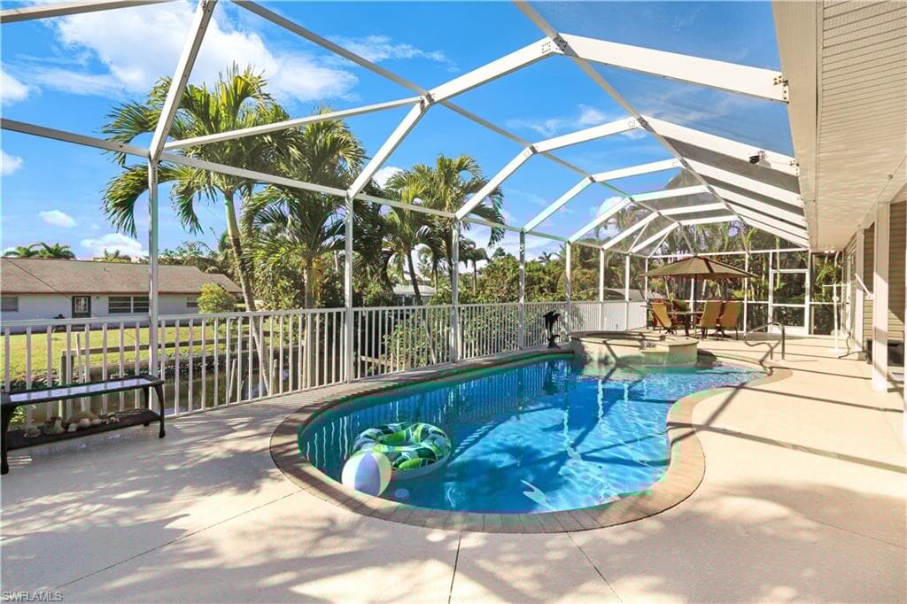 27160 Flamingo Dr, Bonita Springs, FL 34135-34