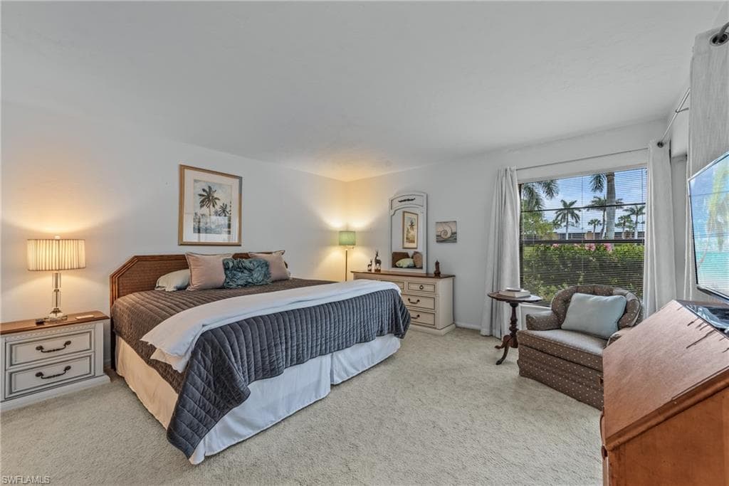 980 Palm View Dr 107, Naples, FL 34110-10