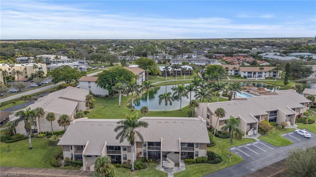 980 Palm View Dr 107, Naples, FL 34110-15