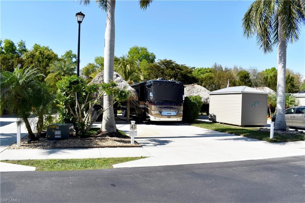 5184 Cypress Trail Resort Cir, Fort Myers, FL 33905-5