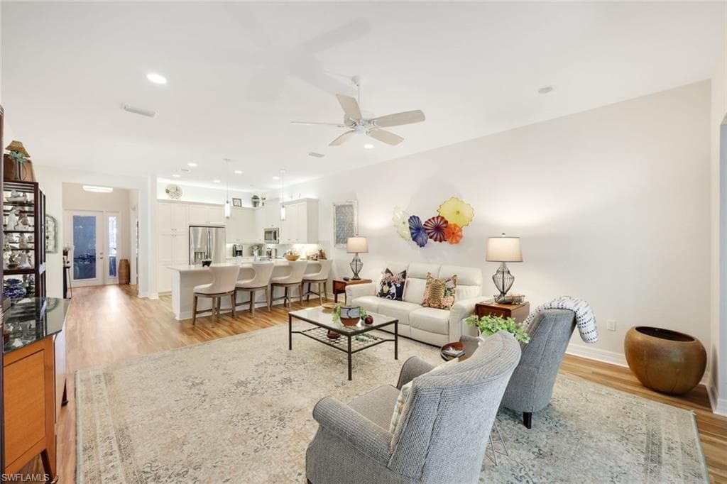 13371 Silktail Dr, Naples, FL 34109-9