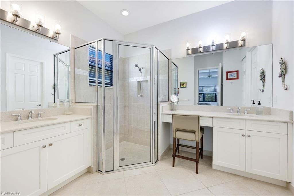 13371 Silktail Dr, Naples, FL 34109-13