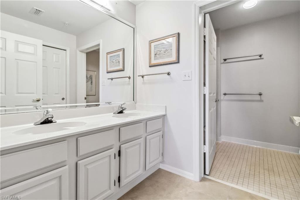 201 Arbor Lake Dr 2-404, Naples, FL 34110-25