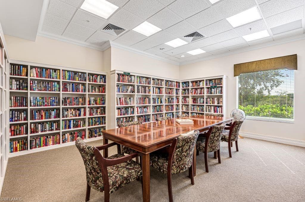 201 Arbor Lake Dr 2-404, Naples, FL 34110-37
