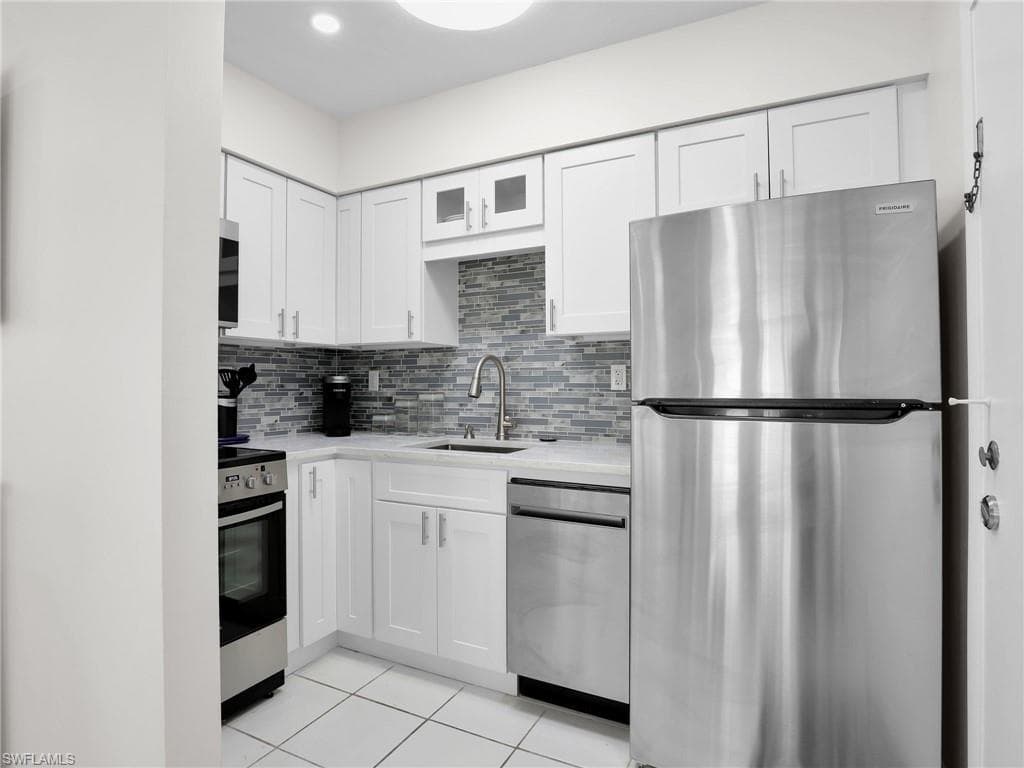 167 Collier Blvd D9, Marco Island, FL 34145-9
