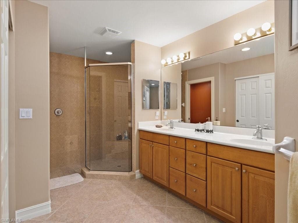 1277 Rialto Way 102, Naples, FL 34114-15