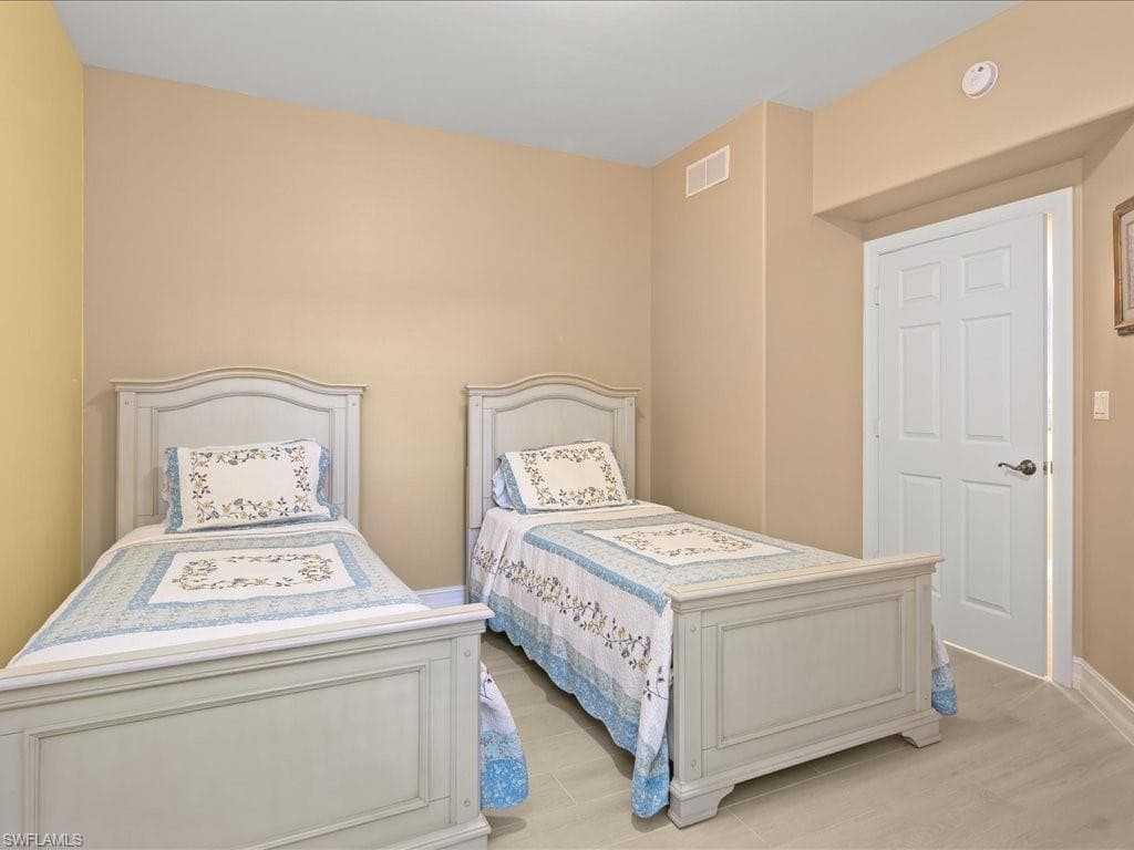 1277 Rialto Way 102, Naples, FL 34114-16
