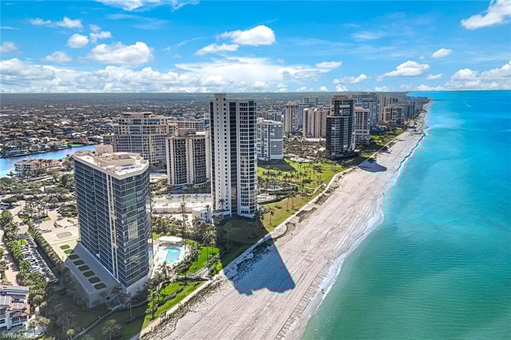 4651 Gulf Shore Blvd N 607, Naples, FL 34103-31