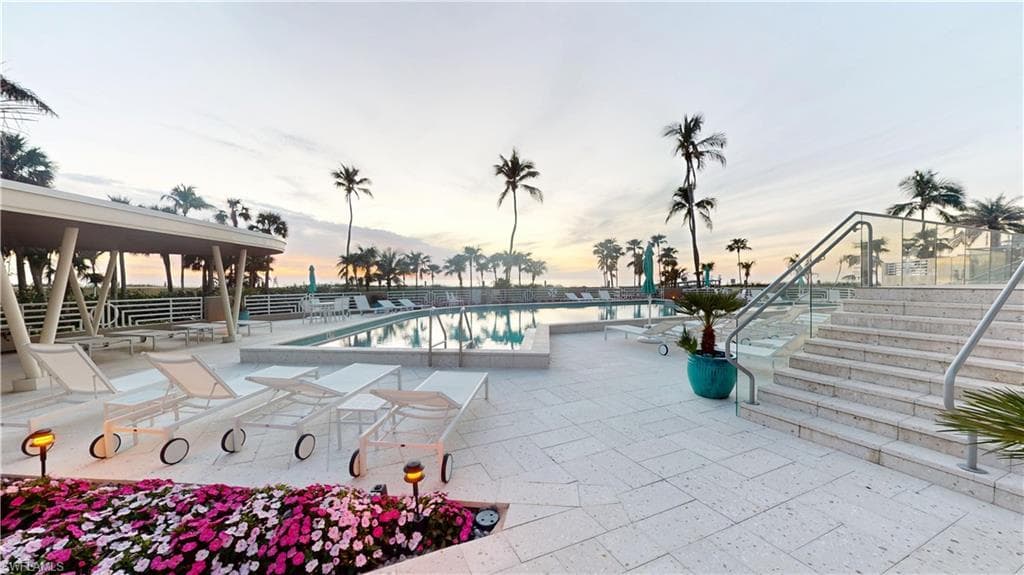 4651 Gulf Shore Blvd N 607, Naples, FL 34103-43