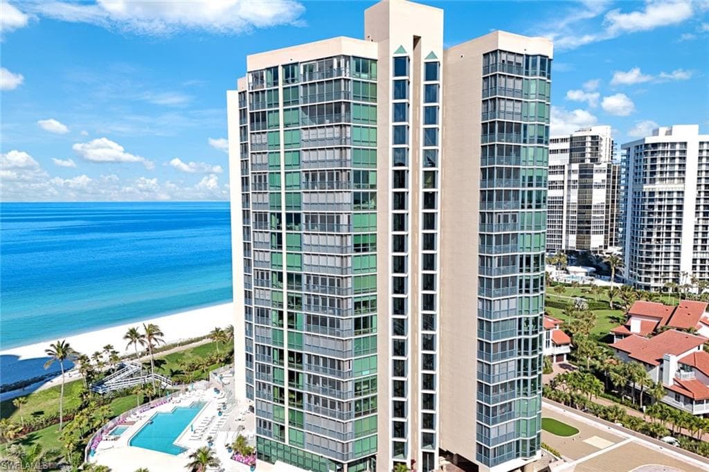 4651 Gulf Shore Blvd N 607, Naples, FL 34103-5