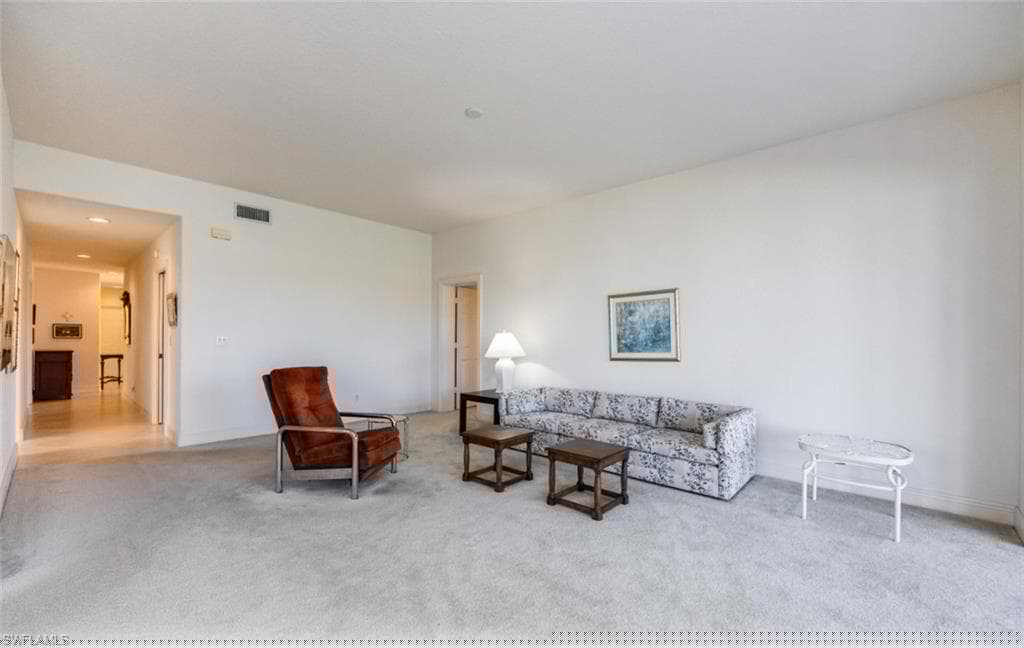 558 Vintage Reserve Ln 19b, Naples, FL 34119-12