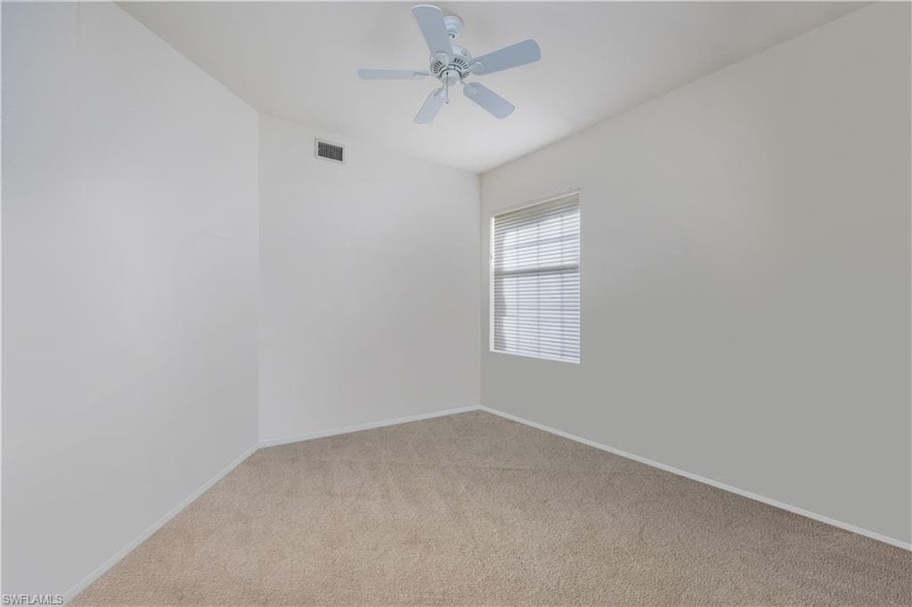 558 Vintage Reserve Ln 19b, Naples, FL 34119-20