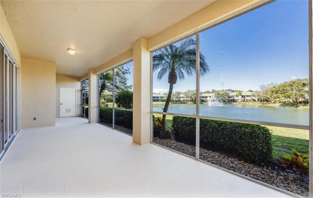 558 Vintage Reserve Ln 19b, Naples, FL 34119-27