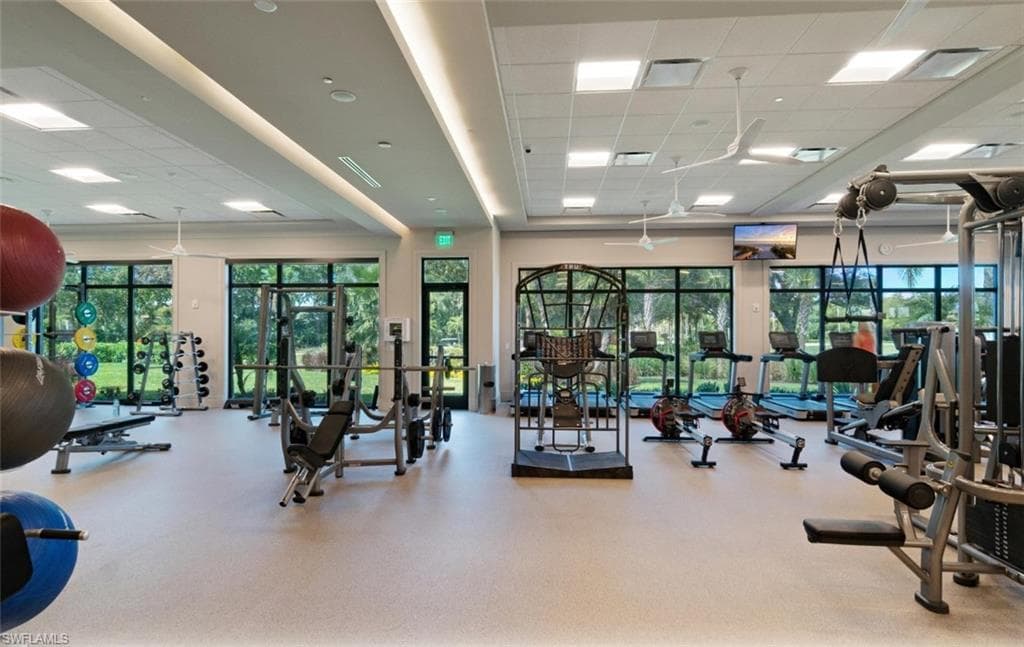 558 Vintage Reserve Ln 19b, Naples, FL 34119-34