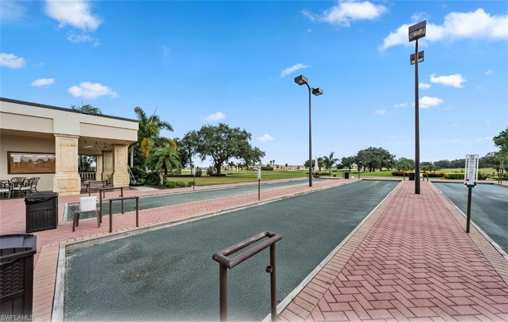 558 Vintage Reserve Ln 19b, Naples, FL 34119-42