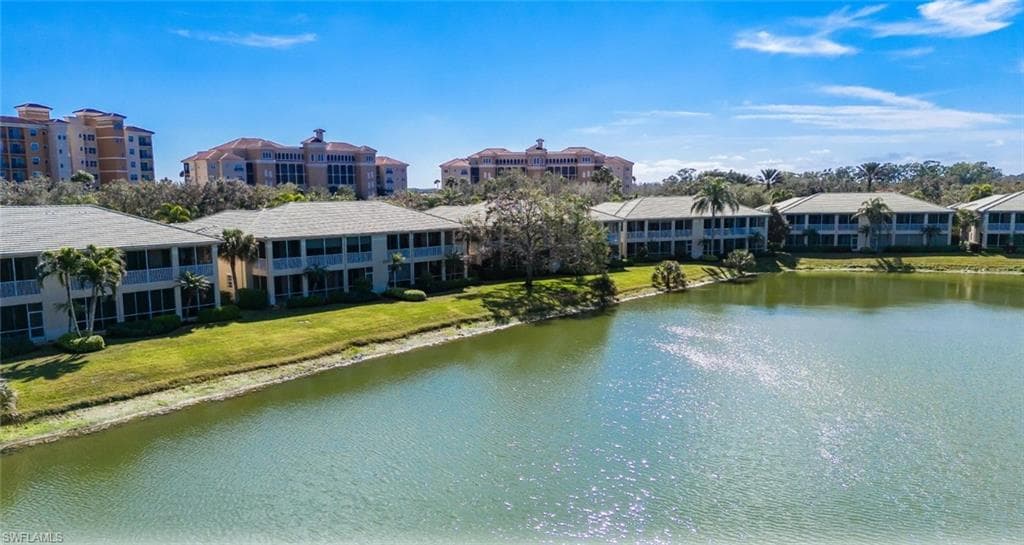 558 Vintage Reserve Ln 19b, Naples, FL 34119-43