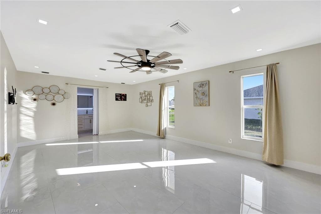 2320 21st St, Cape Coral, FL 33991-14