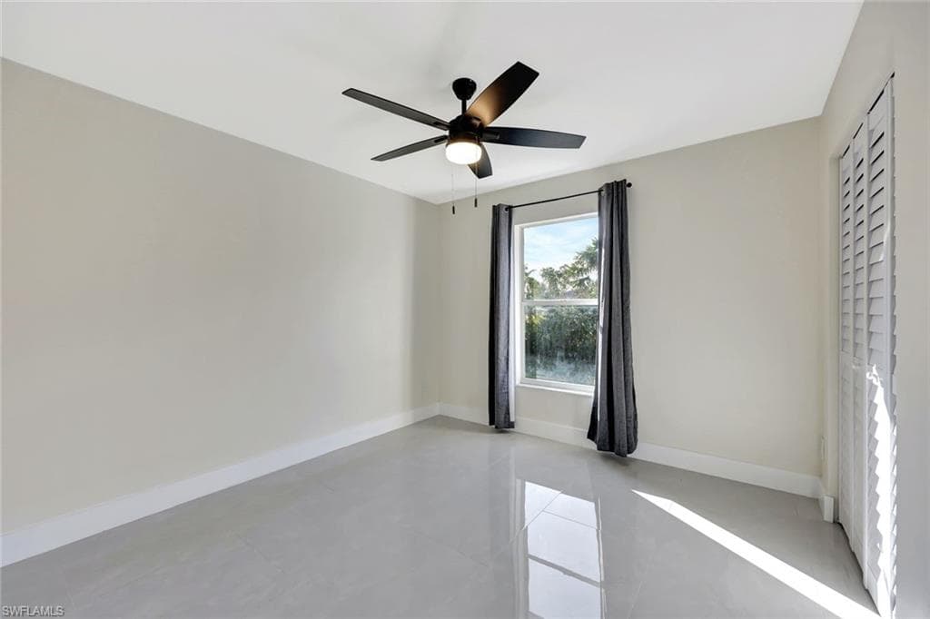 2320 21st St, Cape Coral, FL 33991-19