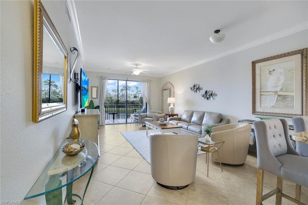 9735 Acqua Ct 625, Naples, FL 34113-9