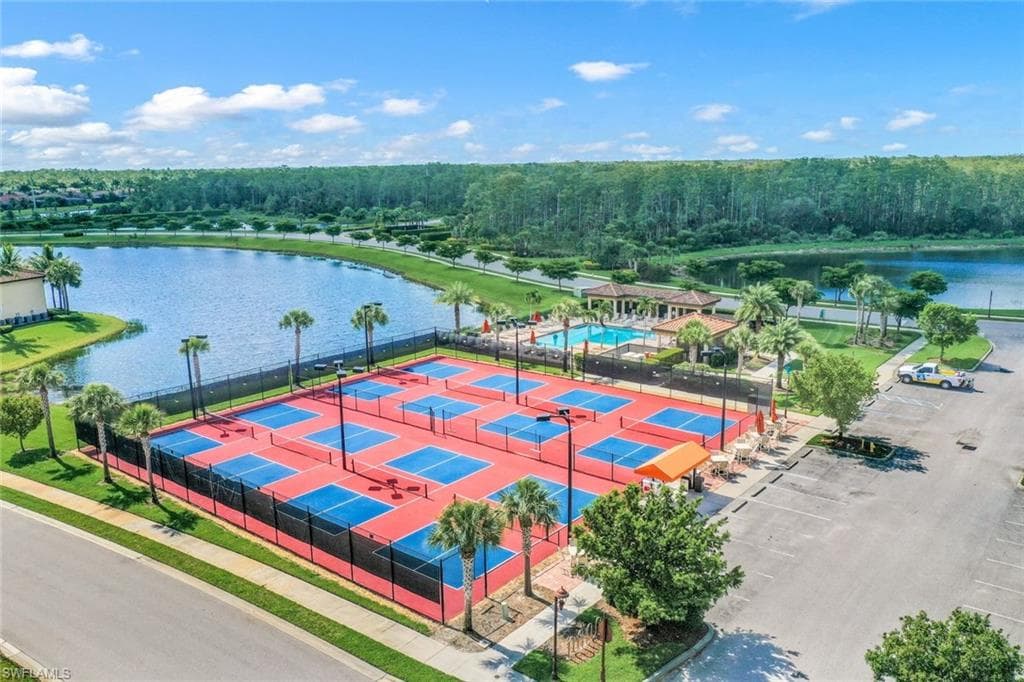 9735 Acqua Ct 625, Naples, FL 34113-33