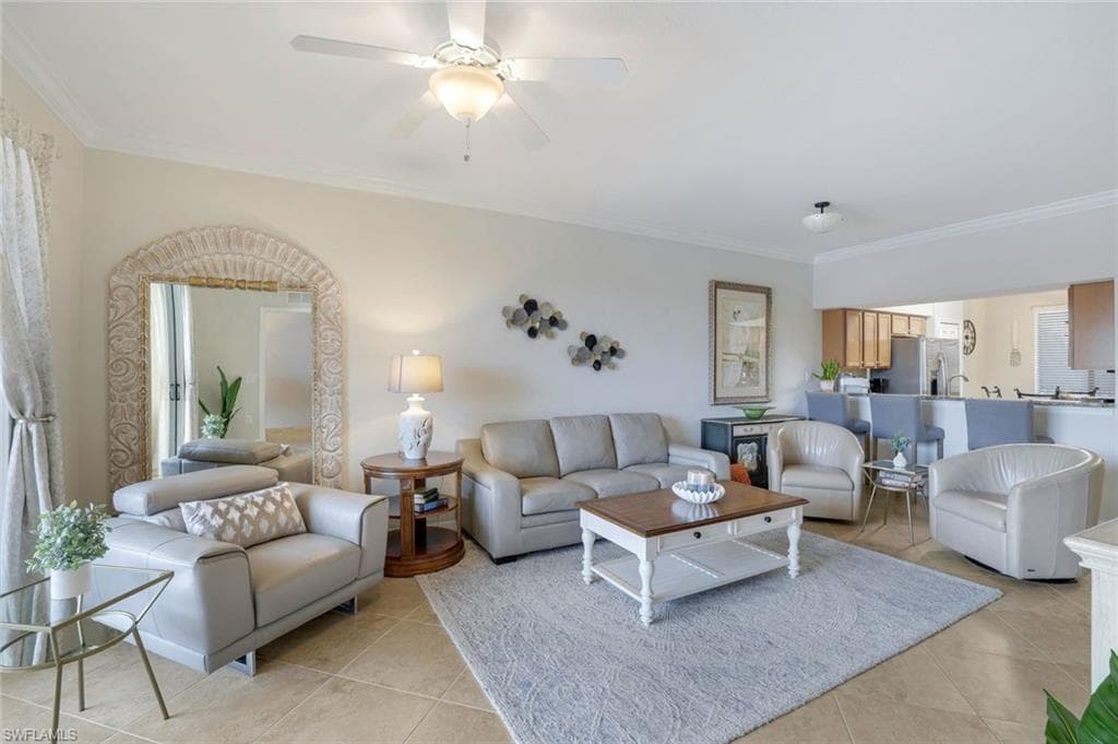 9735 Acqua Ct 625, Naples, FL 34113-3