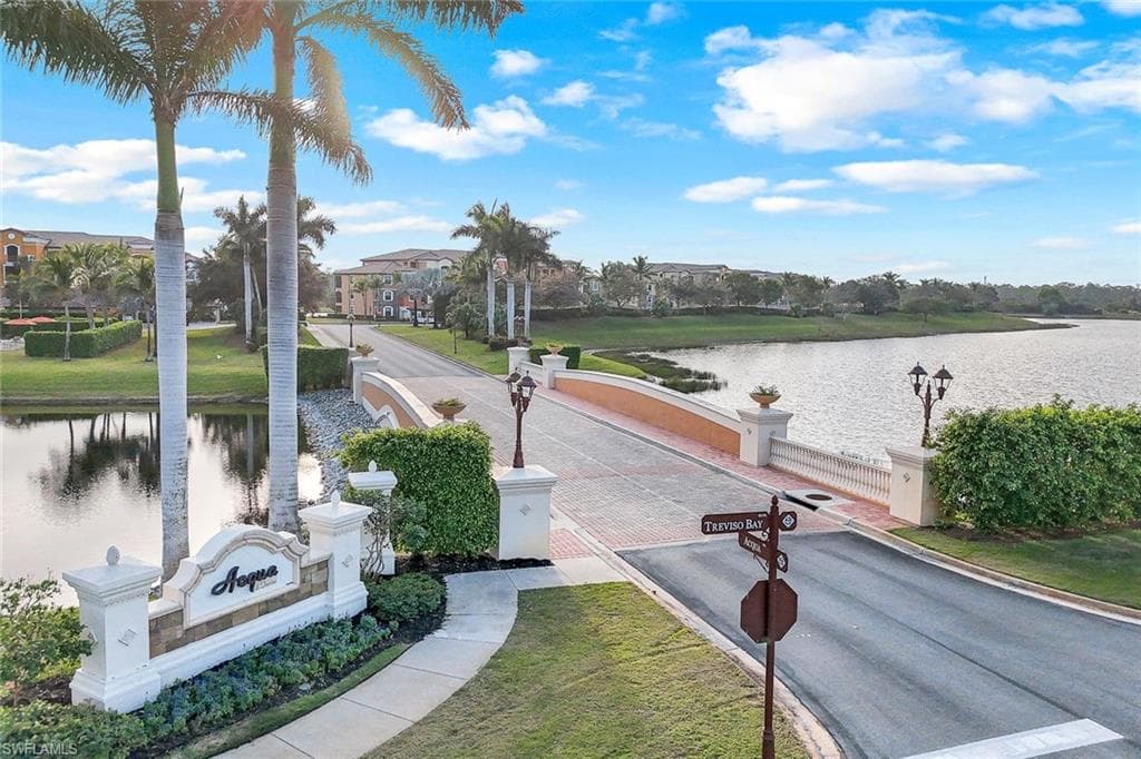 9735 Acqua Ct 625, Naples, FL 34113-4