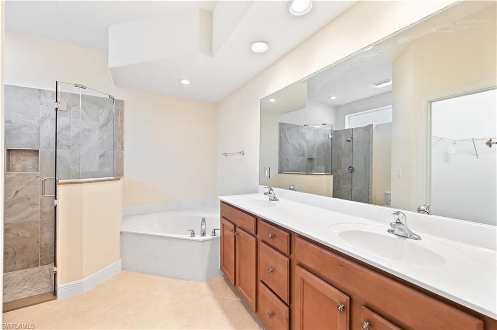 15318 Cortona Way, Naples, FL 34120-25
