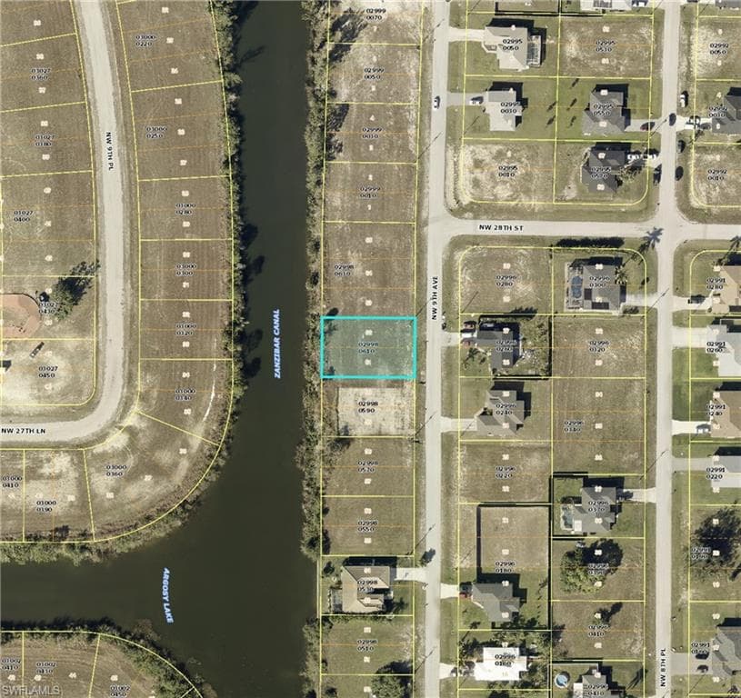 2724 9th Ave, Cape Coral, FL 33993-1