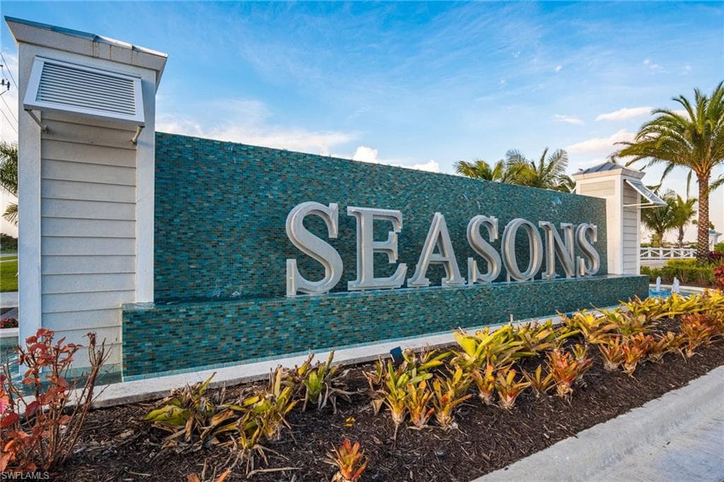 28491 Captiva Shell Loop Dr, Bonita Springs, FL 34135-29