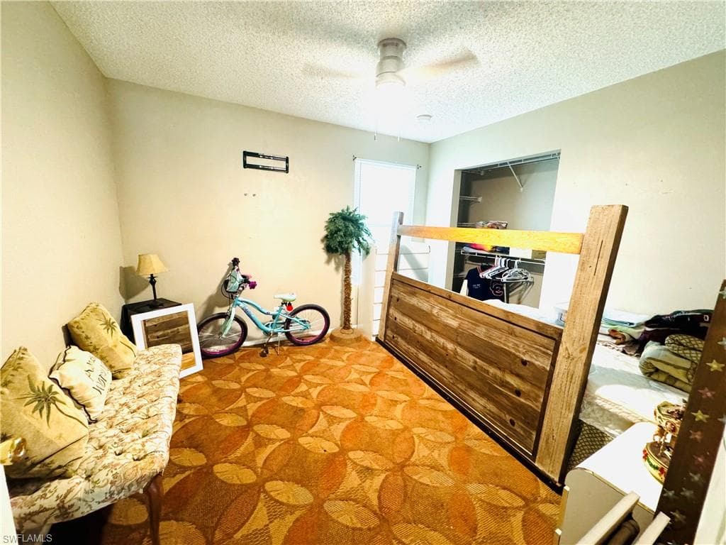 1312 9th Pl, Cape Coral, FL 33909-8