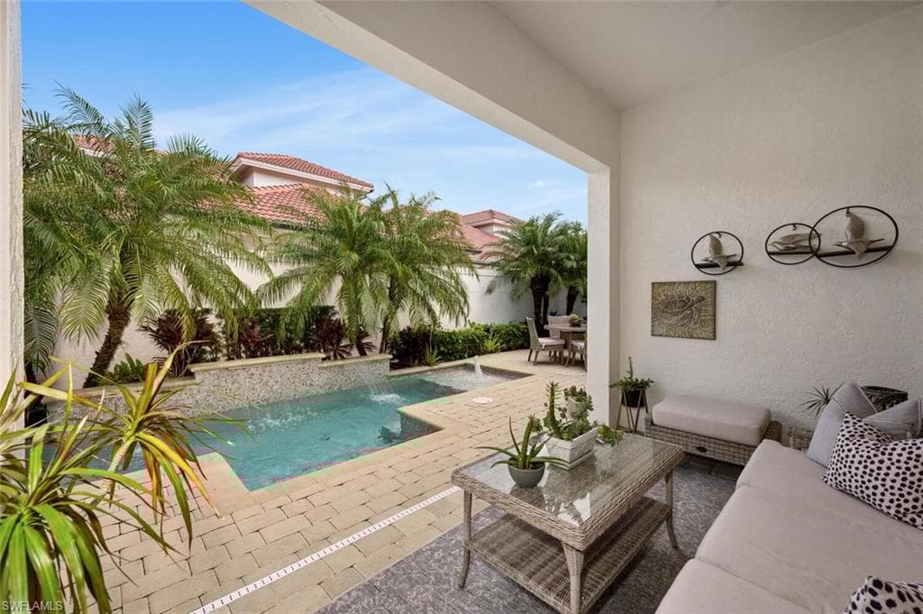 7924 Cordoba Pl, Naples, FL 34113-15