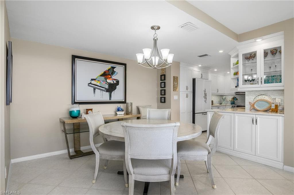 4005 Gulf Shore Blvd N 603, Naples, FL 34103-15