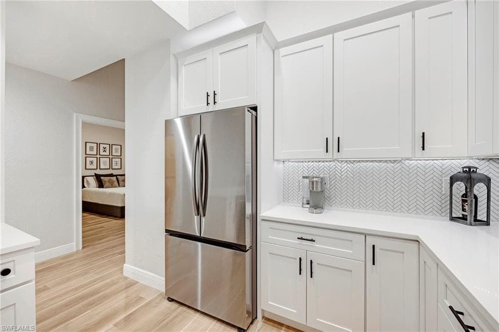 7741 Pebble Creek Cir 302, Naples, FL 34108-10