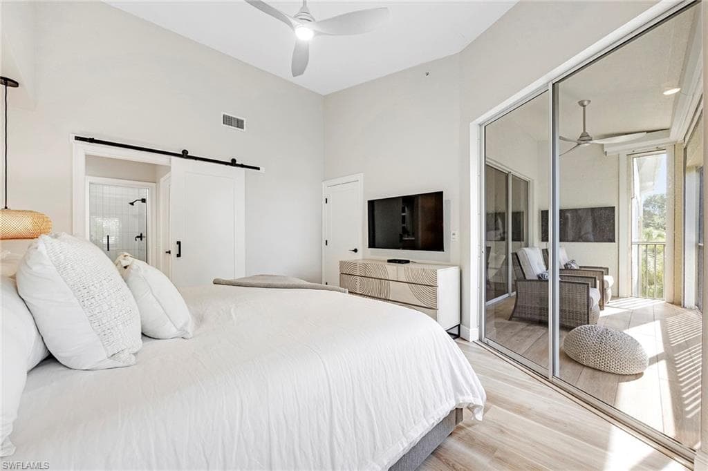7741 Pebble Creek Cir 302, Naples, FL 34108-11
