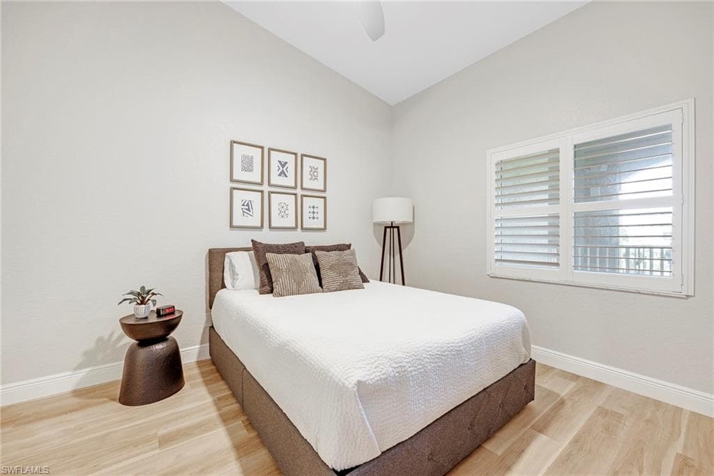 7741 Pebble Creek Cir 302, Naples, FL 34108-13