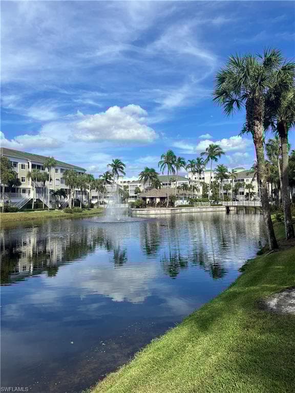 7741 Pebble Creek Cir 302, Naples, FL 34108-27