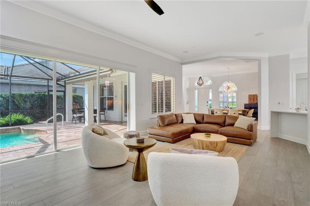 2862 Lone Pine Ln, Naples, FL 34119-14