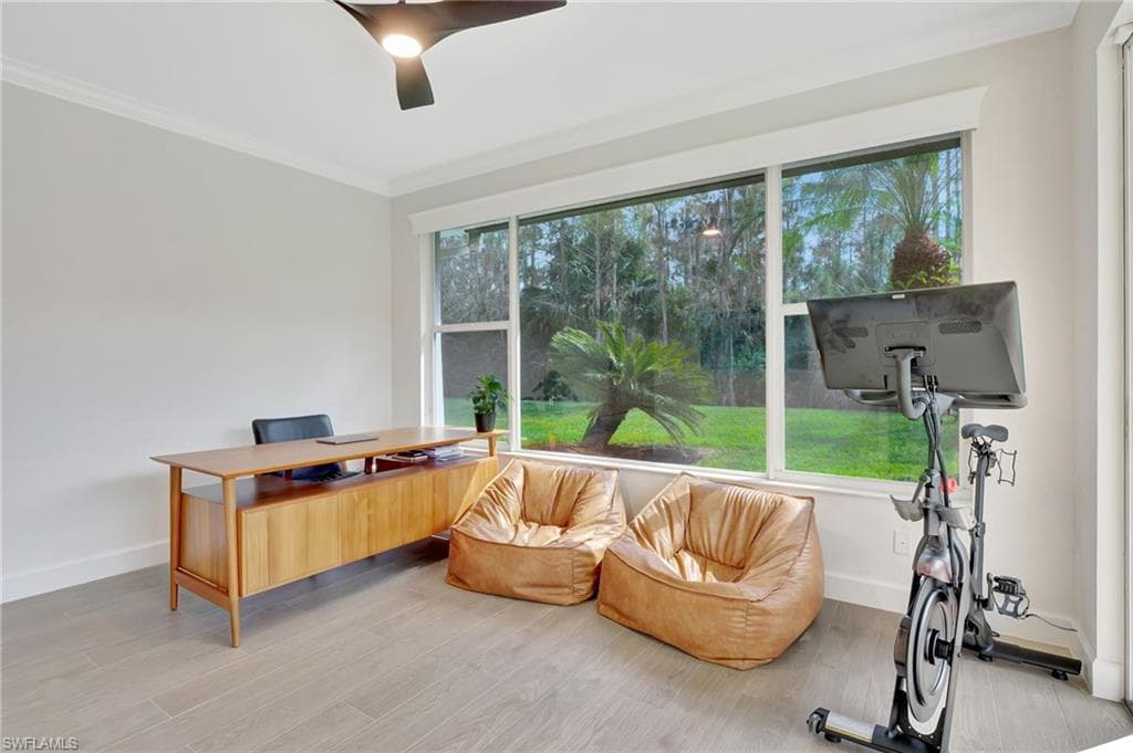 2862 Lone Pine Ln, Naples, FL 34119-35