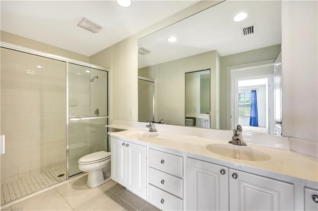 4255 Redonda Ln, Naples, FL 34119-20