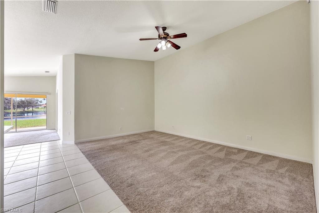 4255 Redonda Ln, Naples, FL 34119-7