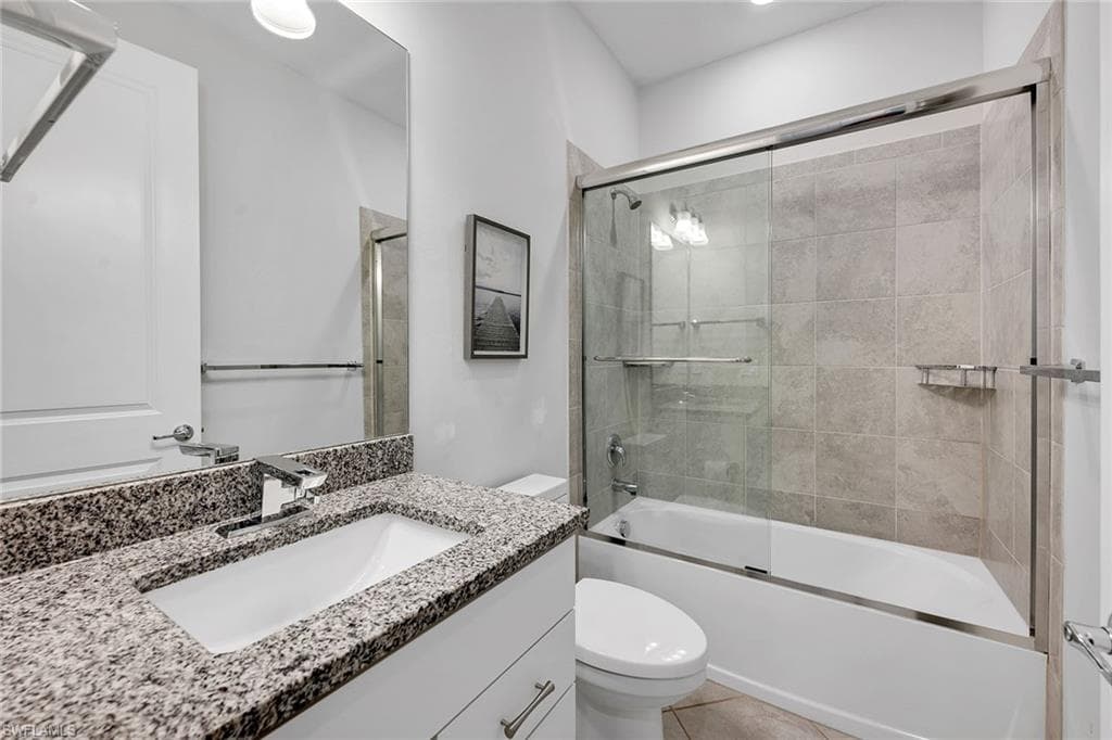 2132 Parson St, Naples, FL 34120-23