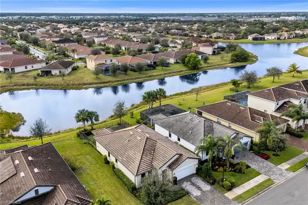 2132 Parson St, Naples, FL 34120-34